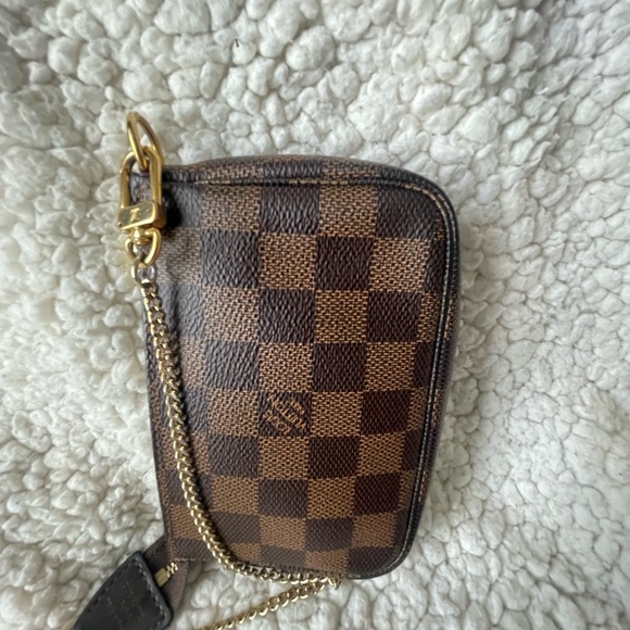 Louis Vuitton Pochette - Picture 4 of 14